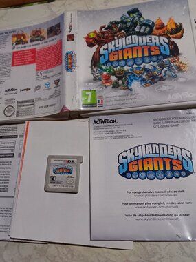 Skylanders Giants Nintendo 3DS Video Game